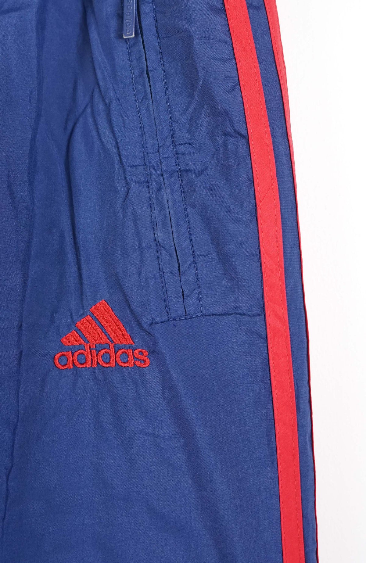 VINTAGE ADIDAS TRACK PANT SHORTS (M)