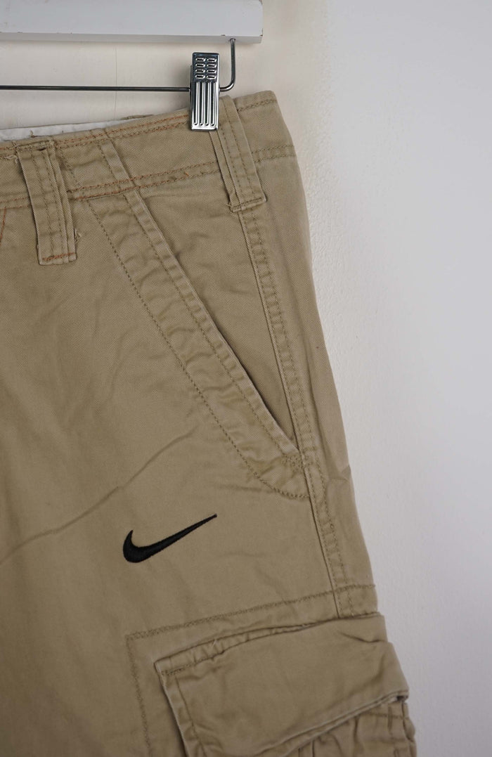 VINTAGE REWORK CARGO SHORTS W30
