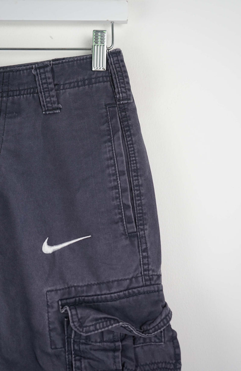 VINTAGE REWORK CARGO SHORTS W28