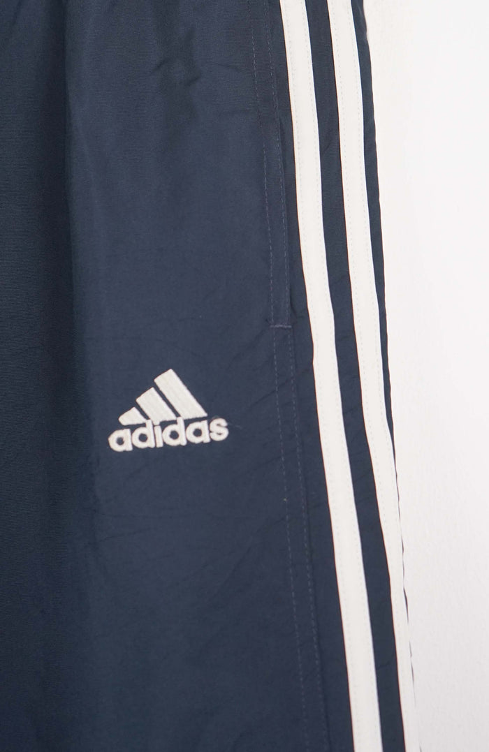 VINTAGE ADIDAS TRACK PANT SHORTS (S)