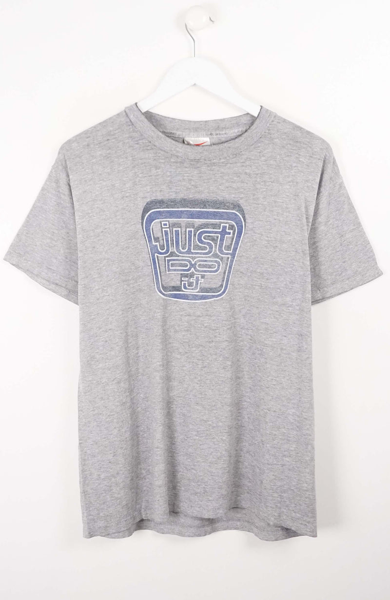 VINTAGE NIKE T-SHIRT (S)