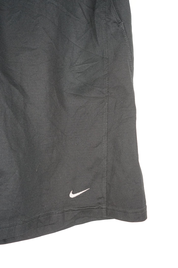 VINTAGE NIKE SHORTS W30