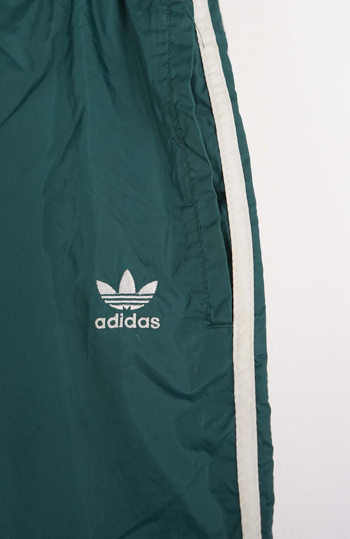 VINTAGE ADIDAS TRACK PANT SHORTS (L)