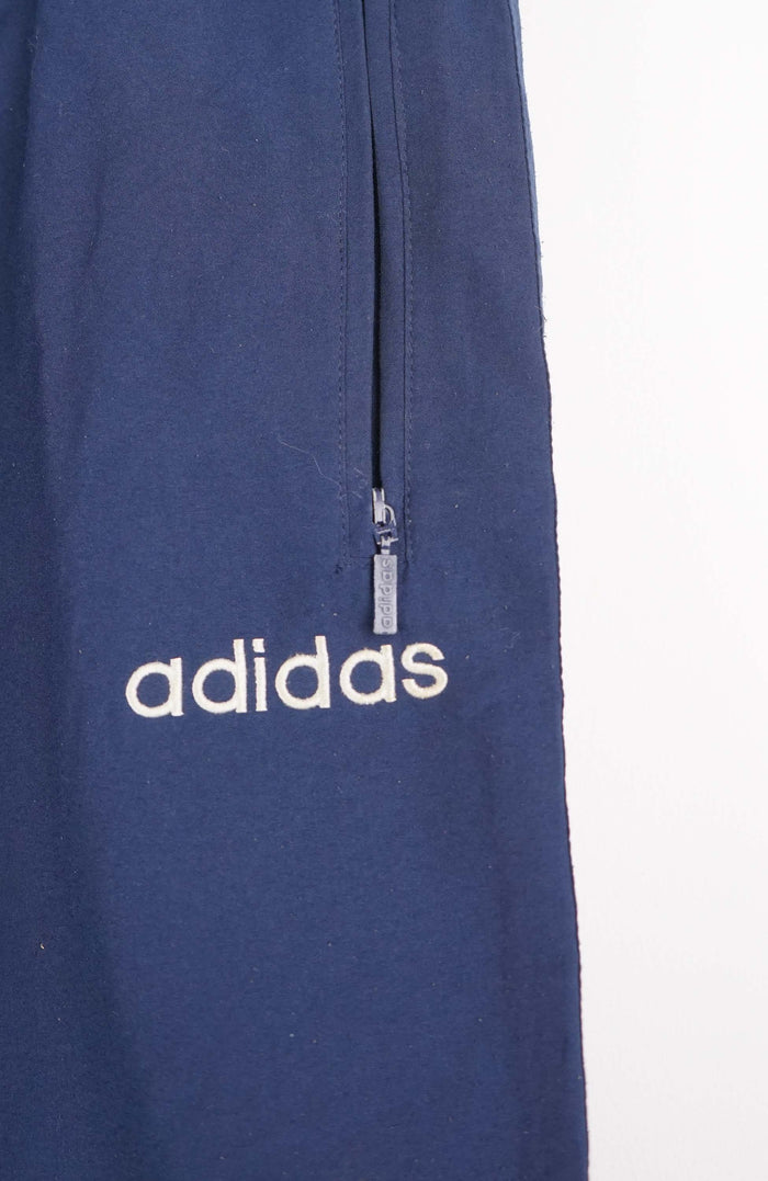 VINTAGE ADIDAS TRACK PANT SHORTS (L)