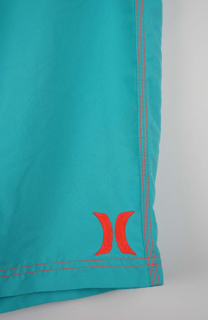 VINTAGE HURLEY SHORTS W34