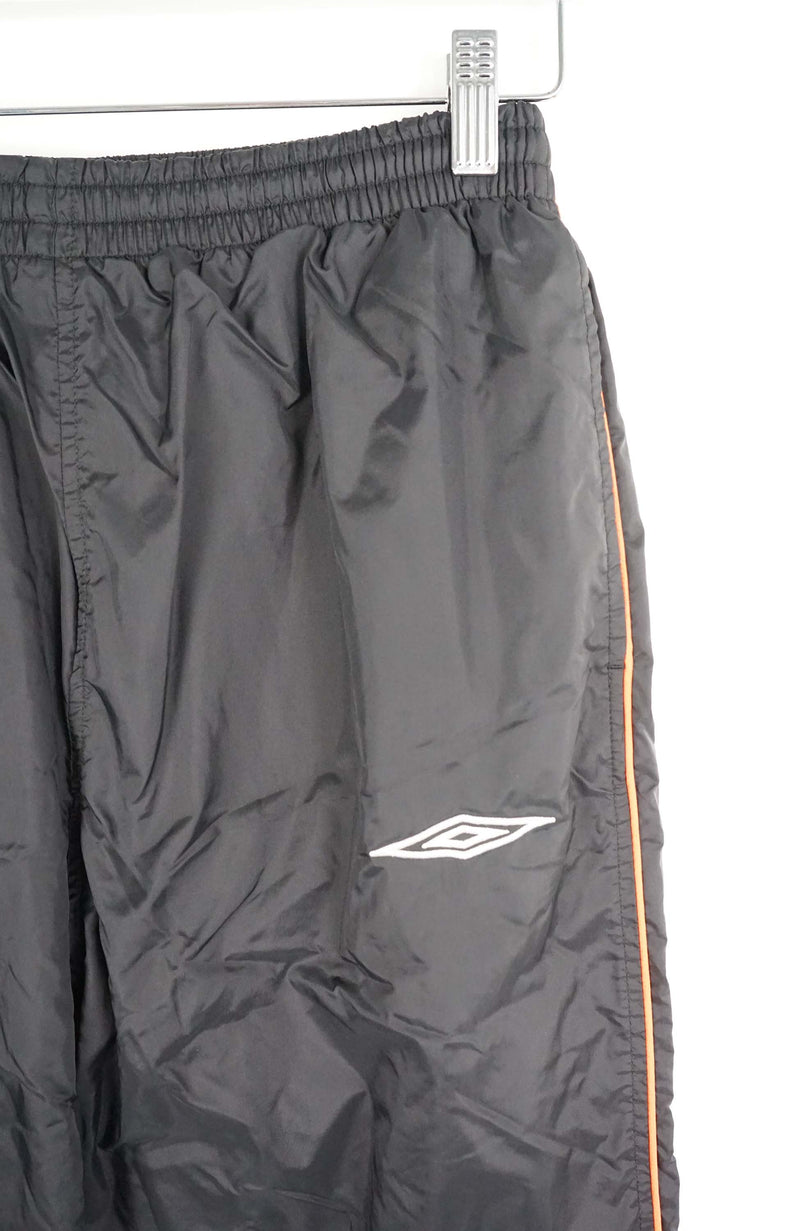 VINTAGE UMBRO TRACK PANTS (S)