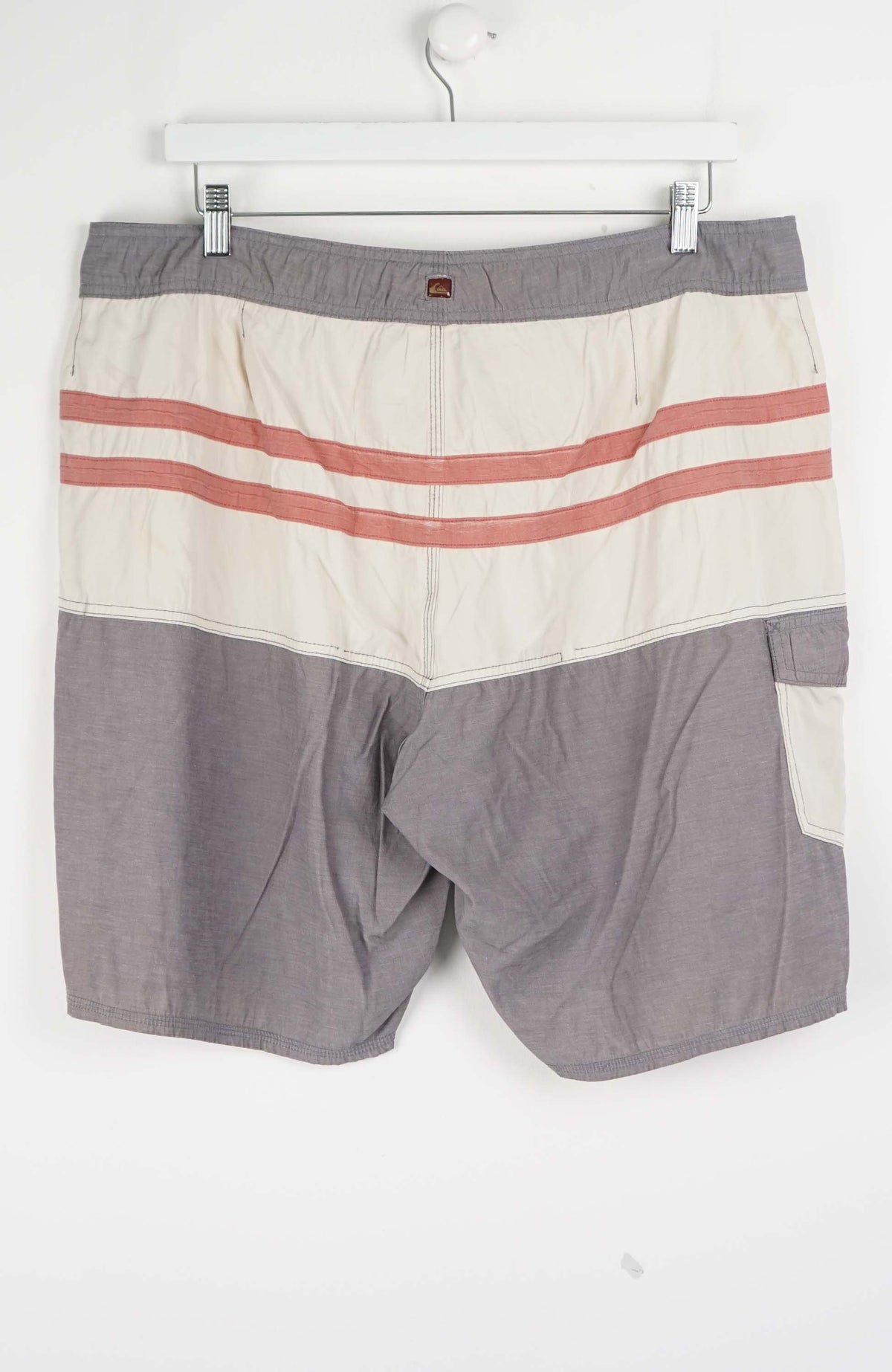 VINTAGE QUIKSILVER SHORTS W36