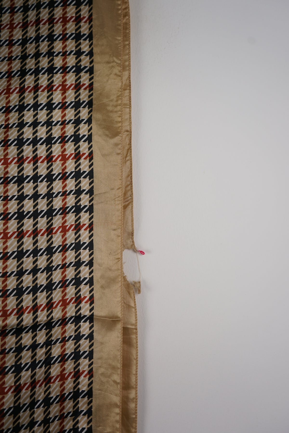 VINTAGE SCARF