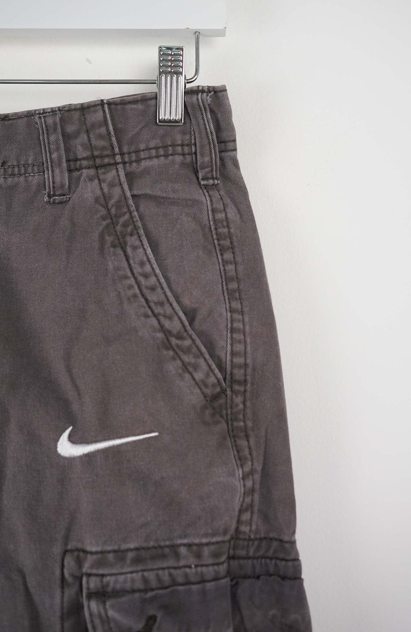 VINTAGE REWORK CARGO SHORTS W27