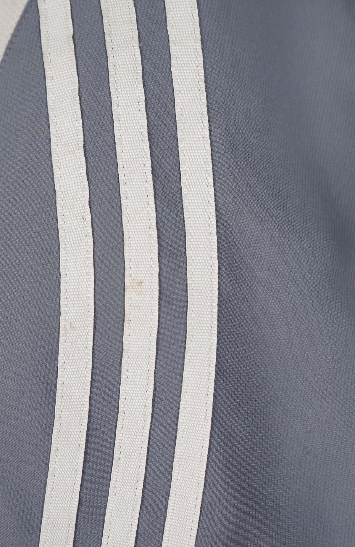 VINTAGE ADIDAS TRACK PANT SHORTS (M)