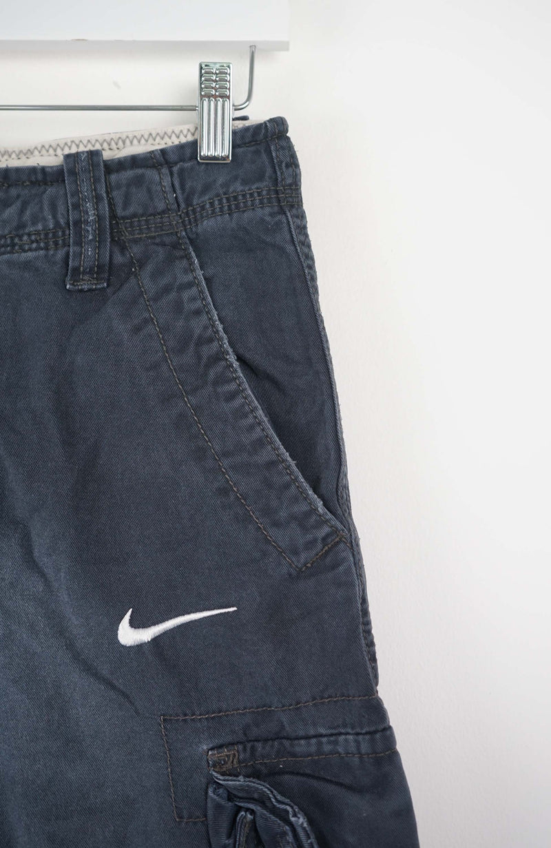 VINTAGE REWORK CARGO SHORTS W28