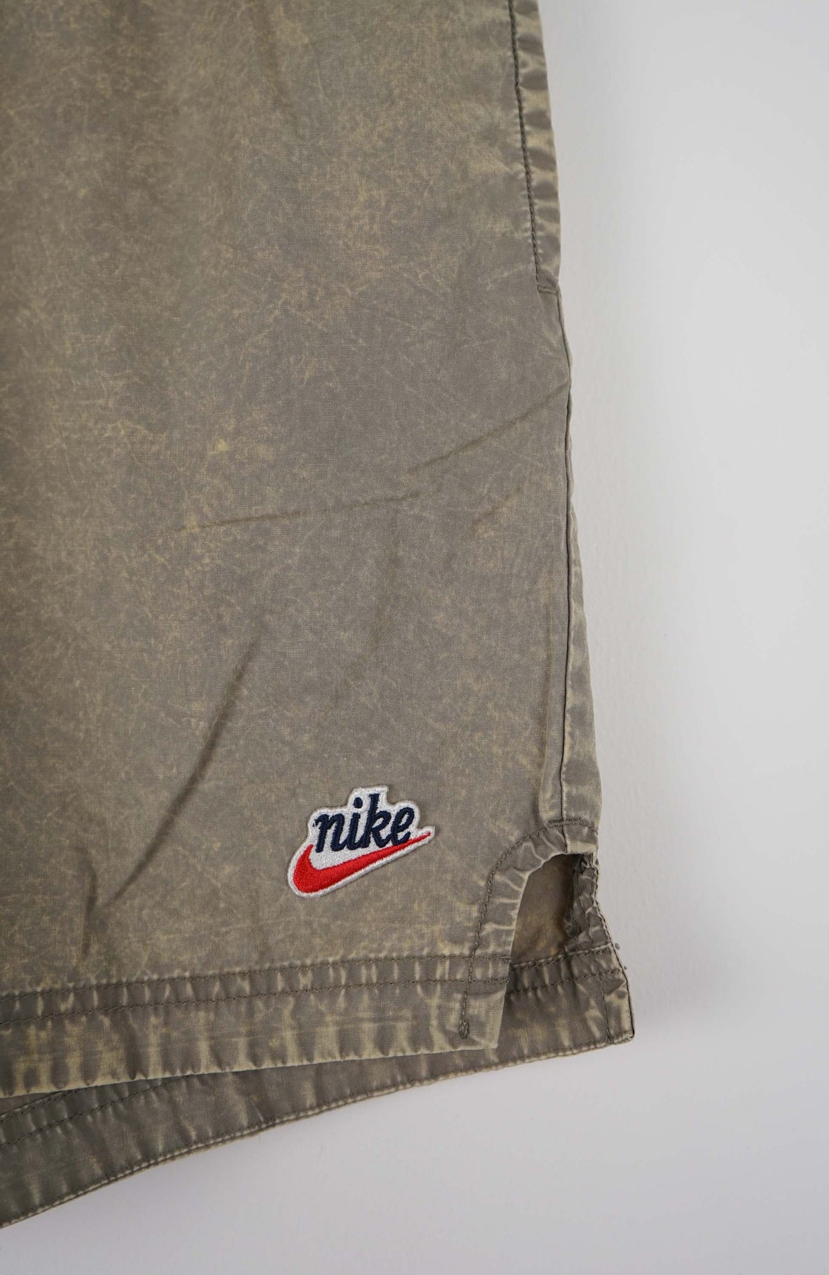 VINTAGE NIKE SHORTS W32