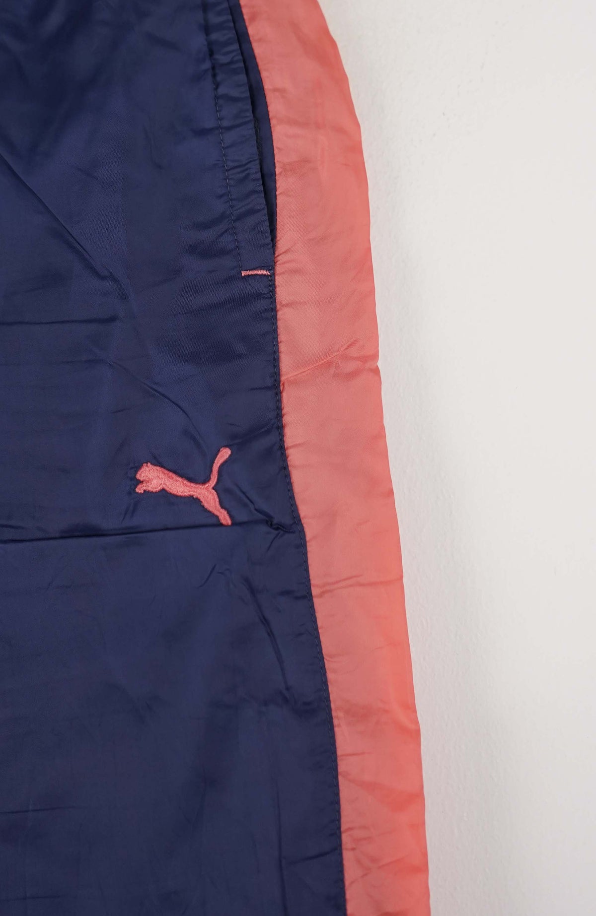 VINTAGE PUMA TRACK PANT SHORTS (XS)