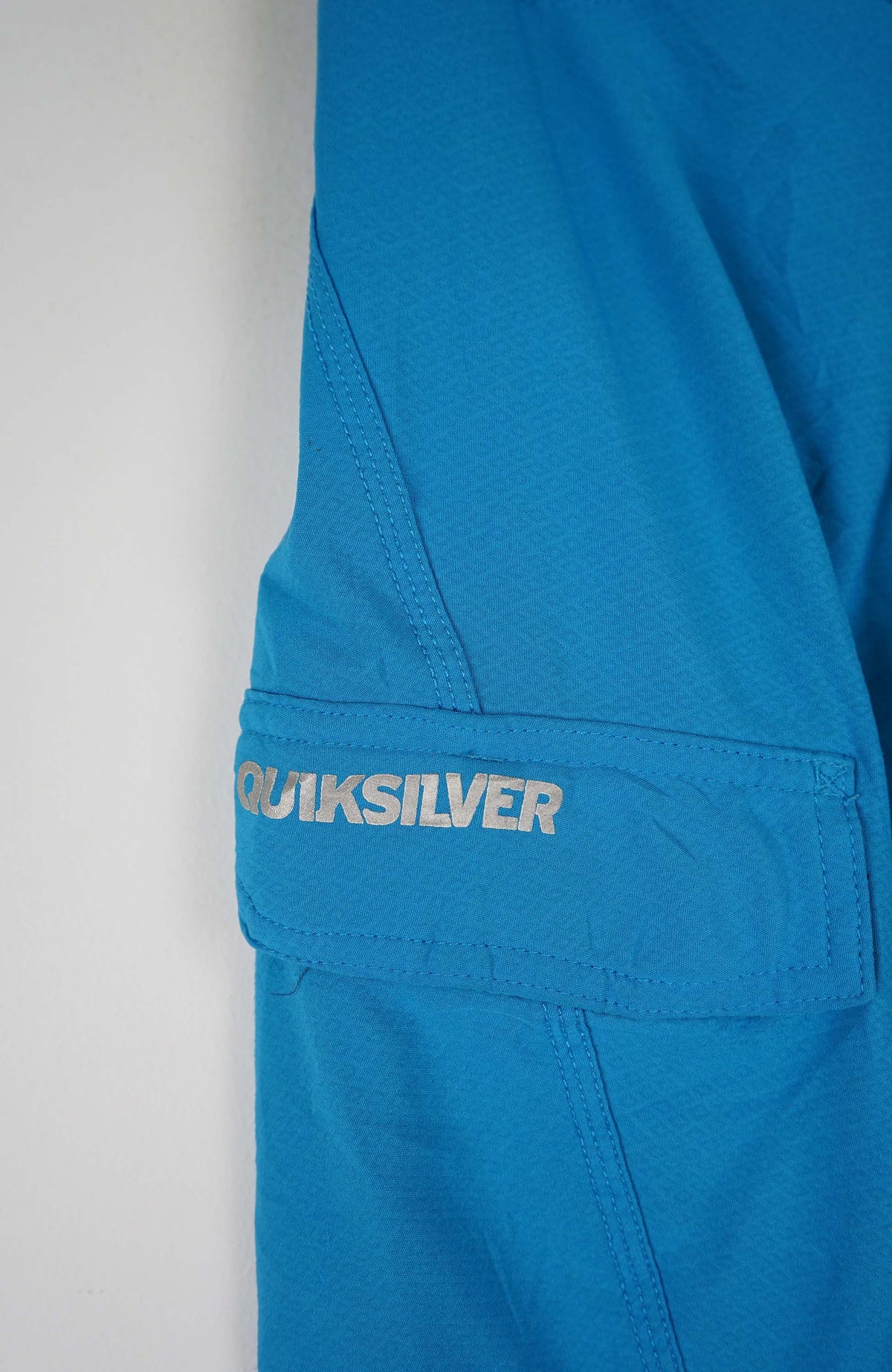 VINTAGE QUIKSILVER SHORTS W30