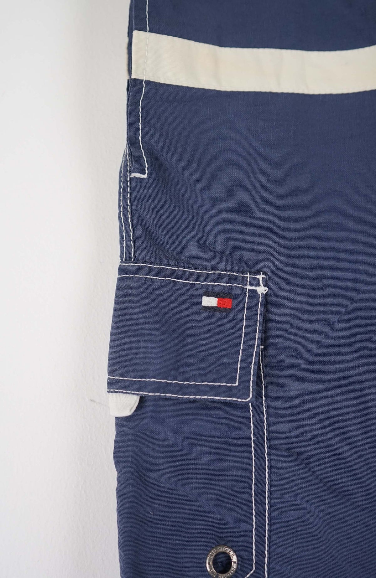 VINTAGE TOMMY HILFIGER SURF BOARD SHORTS W38