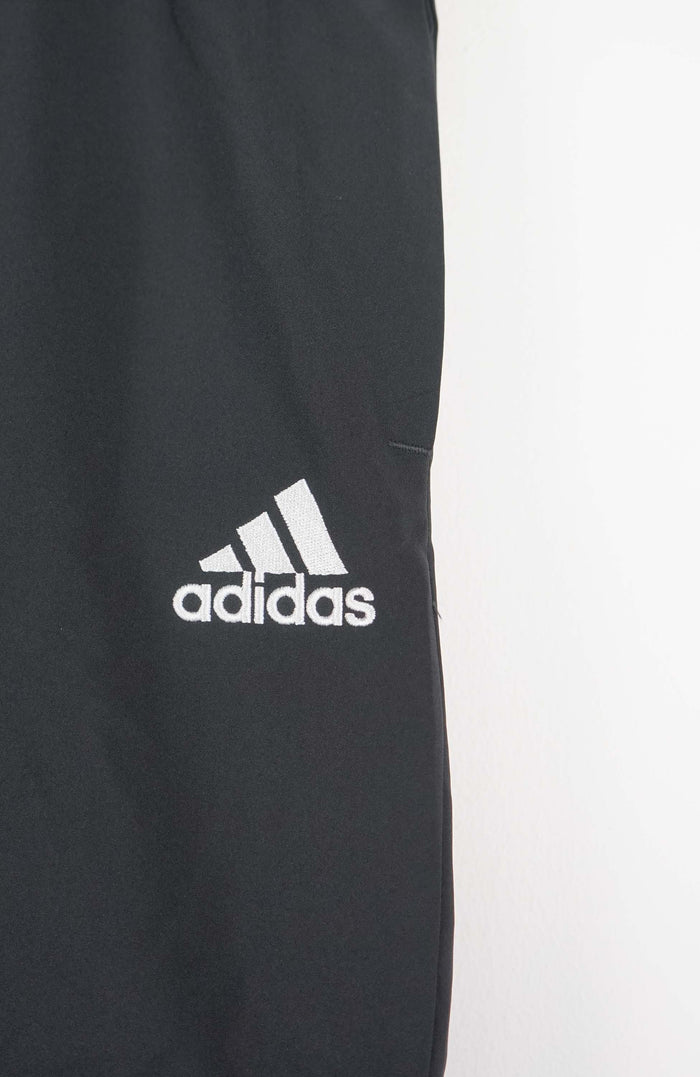 VINTAGE ADIDAS TRACK PANT SHORTS (M)