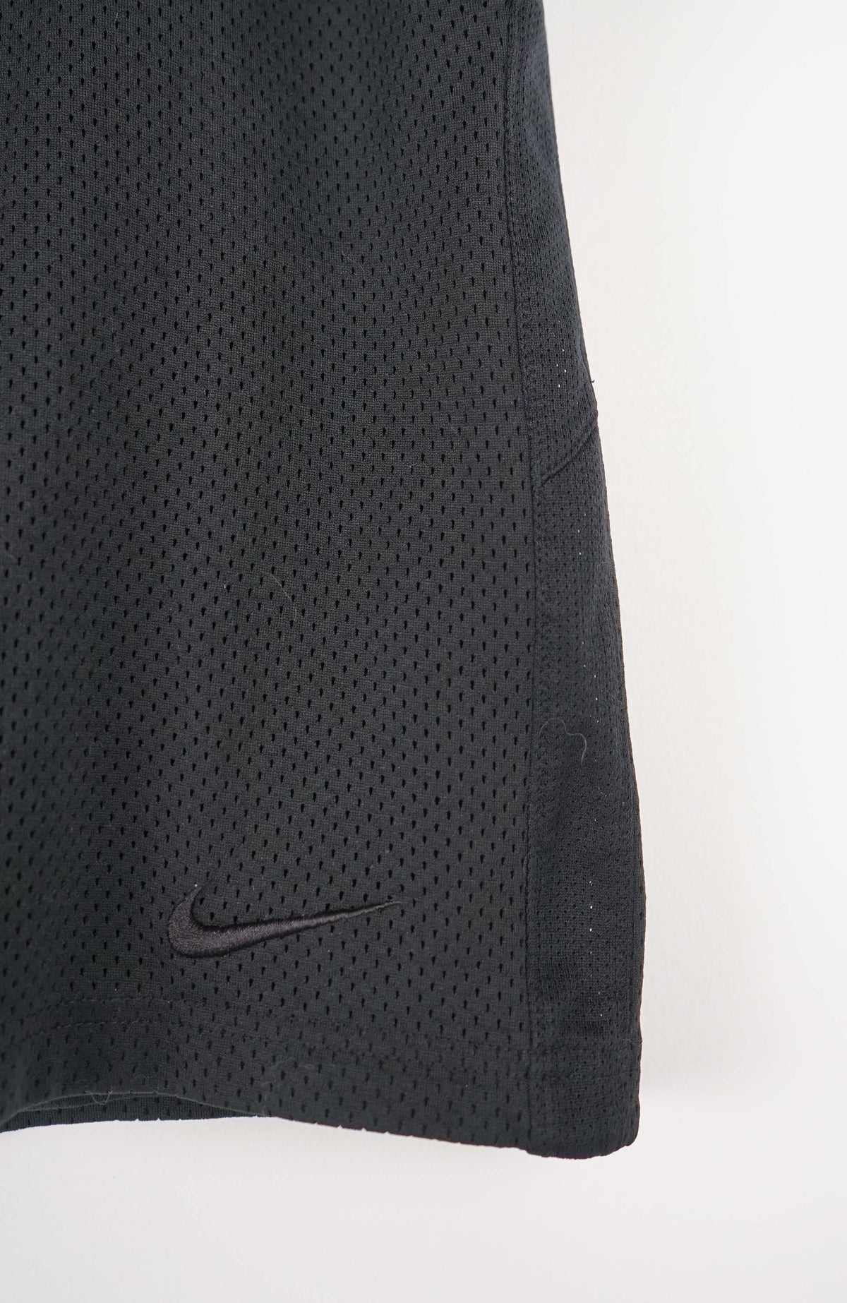 VINTAGE NIKE SHORTS W32