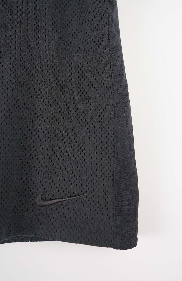 VINTAGE NIKE SHORTS W32