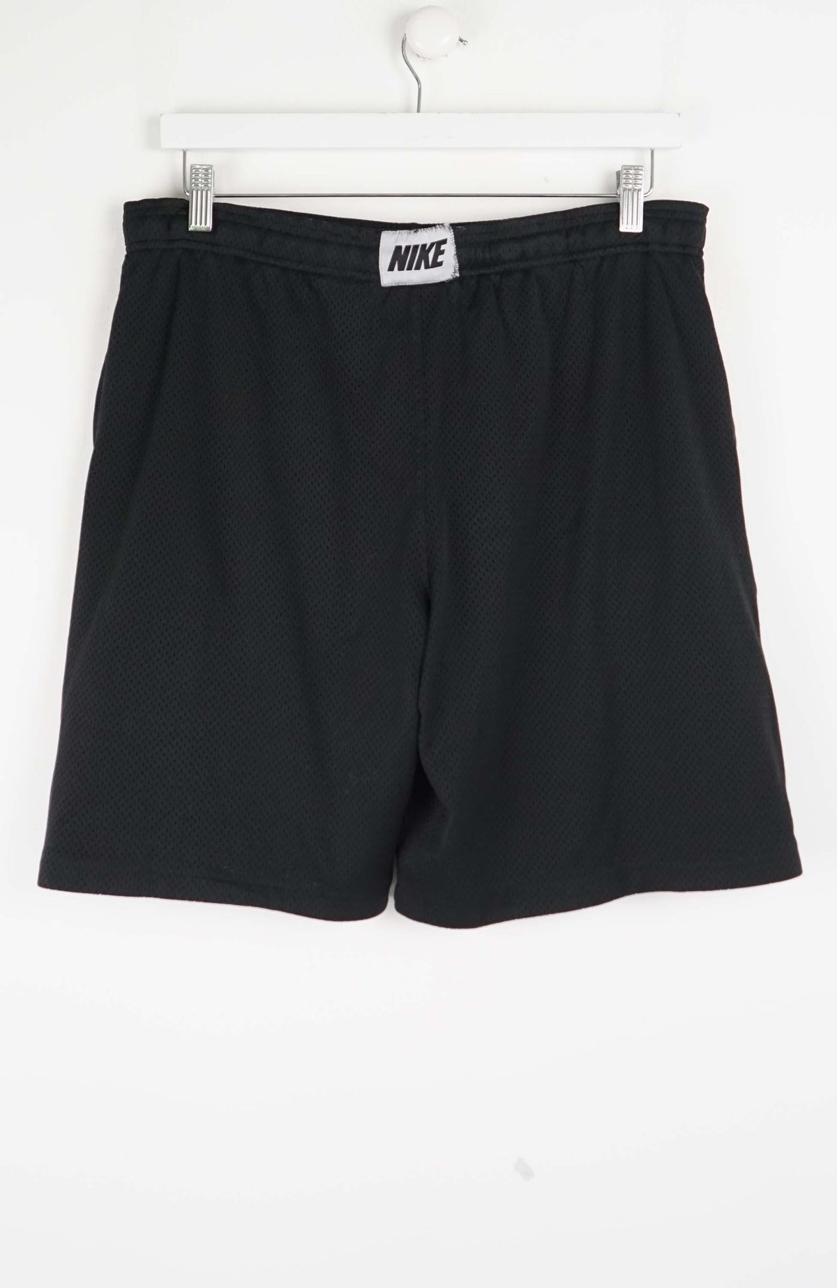 VINTAGE NIKE SHORTS W32