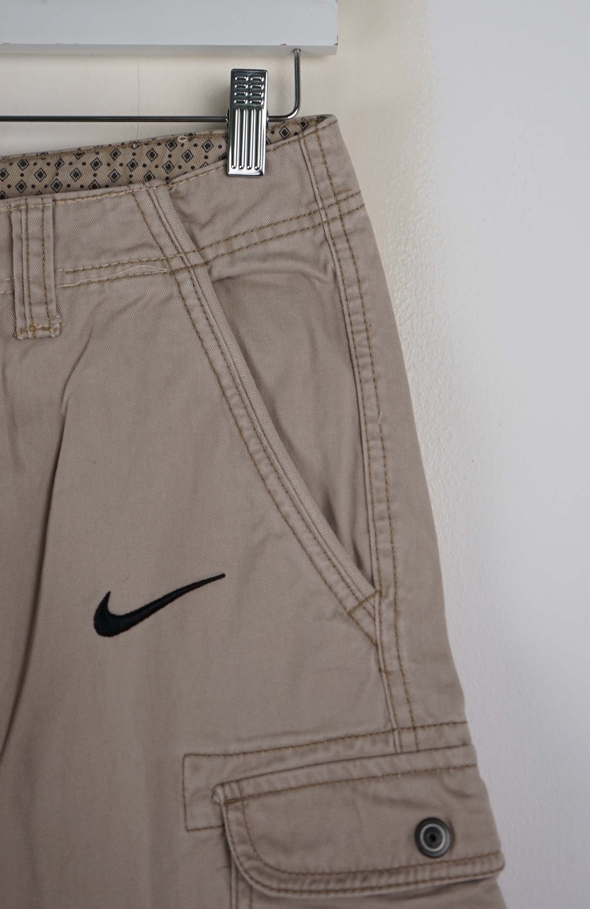 VINTAGE REWORK CARGO SHORTS W30