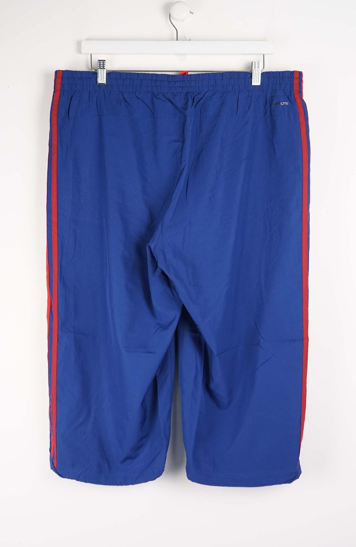 VINTAGE ADIDAS 3/4 TRACK PANT SHORTS (XL)