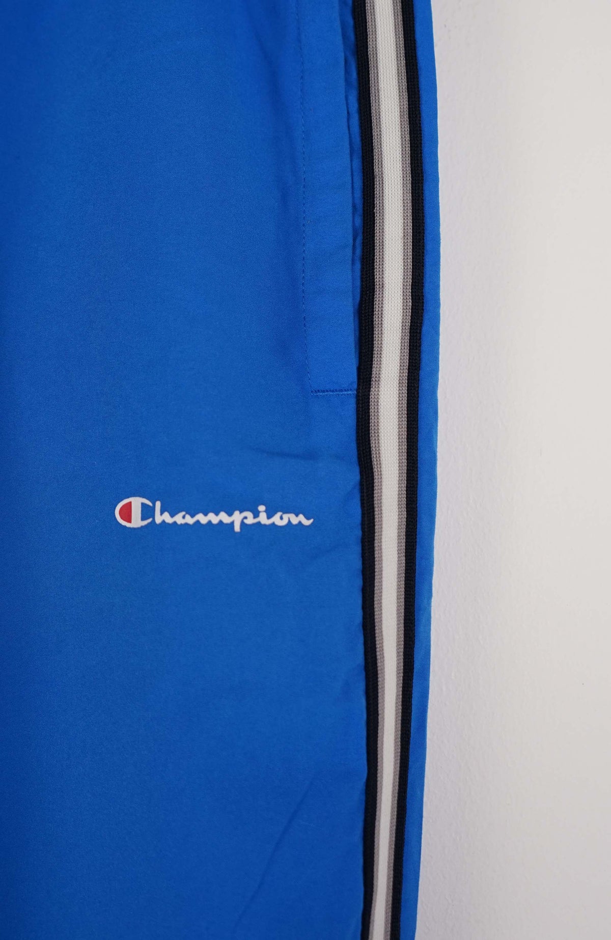 VINTAGE CHAMPION 3/4 TRACK PANT SHORTS (XL)