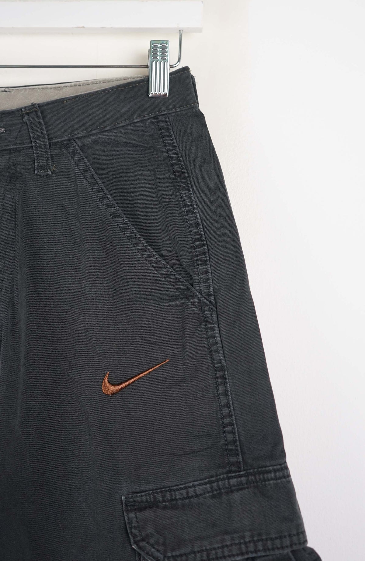 VINTAGE REWORK CARGO SHORTS W27