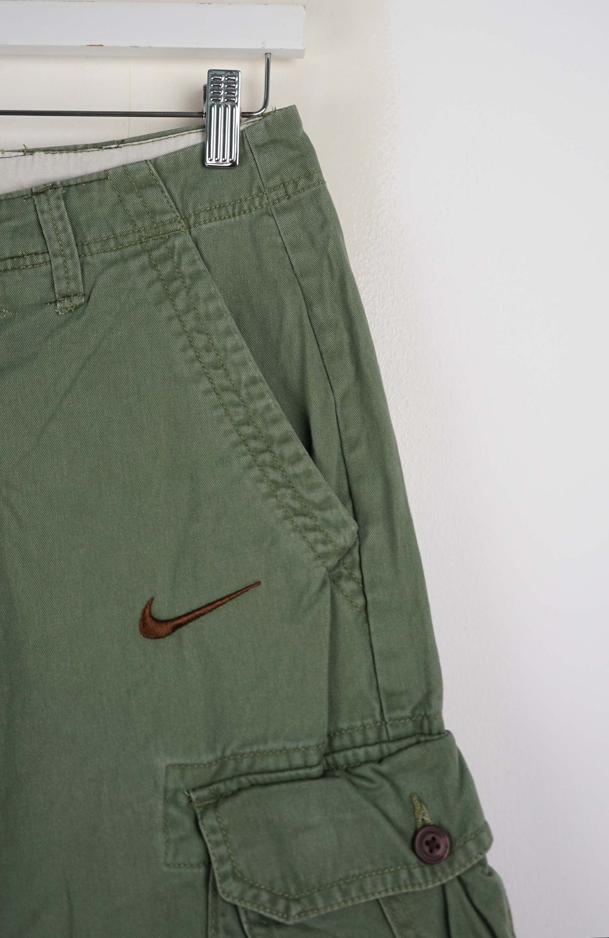 VINTAGE REWORK CARGO SHORTS W28