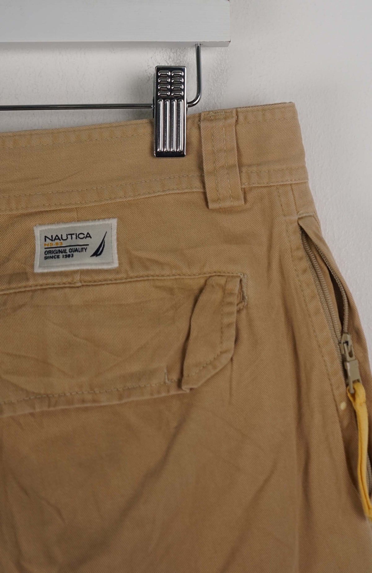 VINTAGE NAUTICA CARGO SHORTS W34