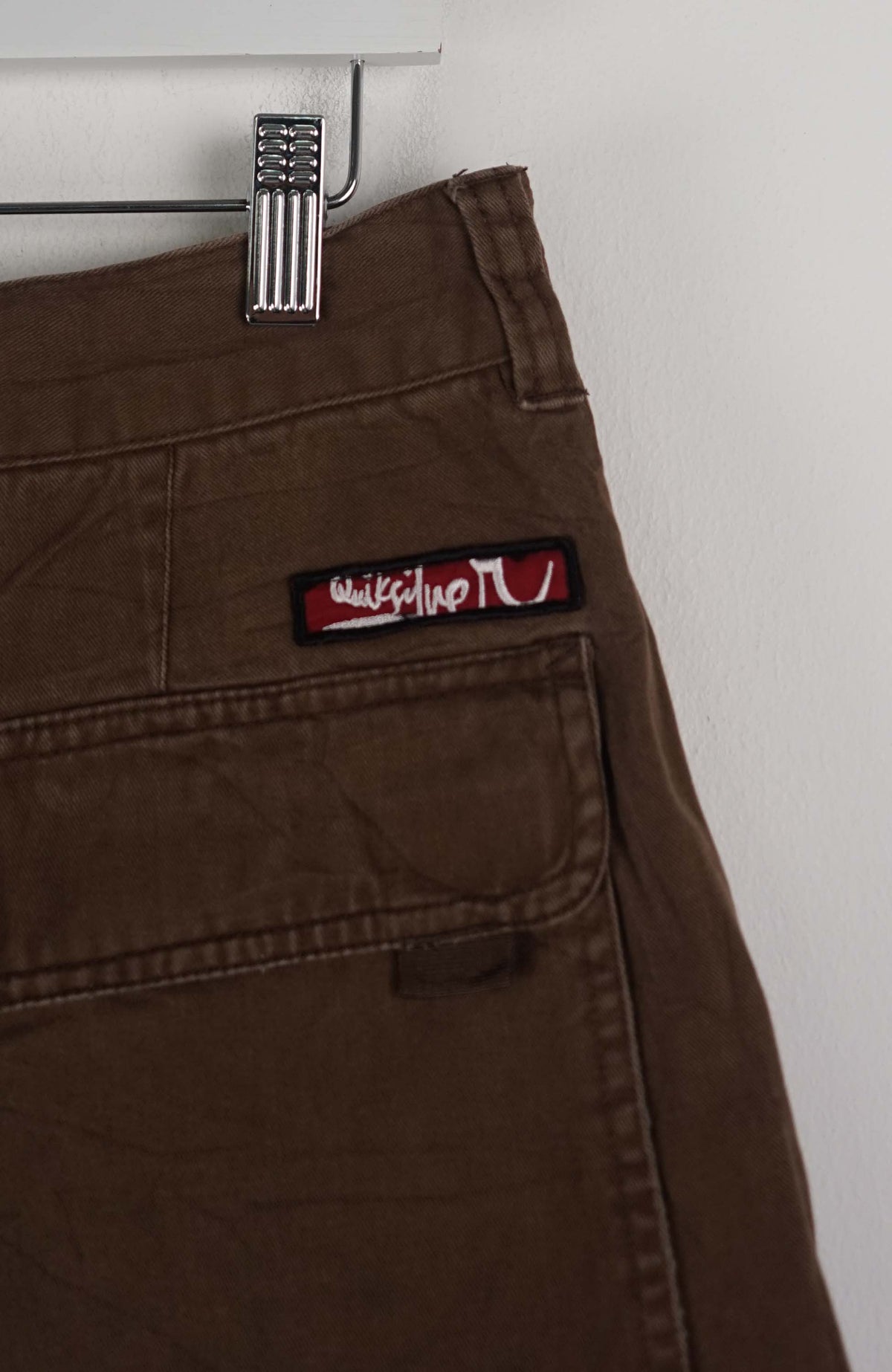 VINTAGE QUIKSILVER CARGOSHORTS W32