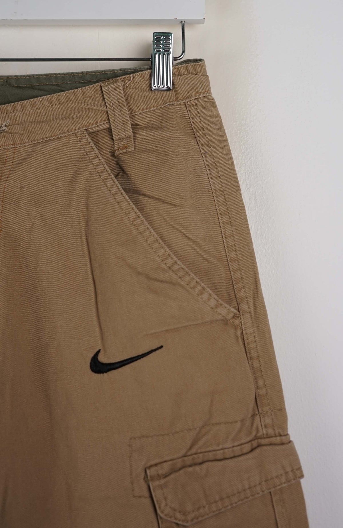 VINTAGE REWORK CARGO SHORTS W28
