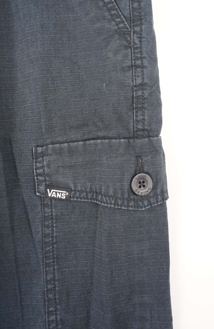 VINTAGE VANS CARGO SHORTS W37