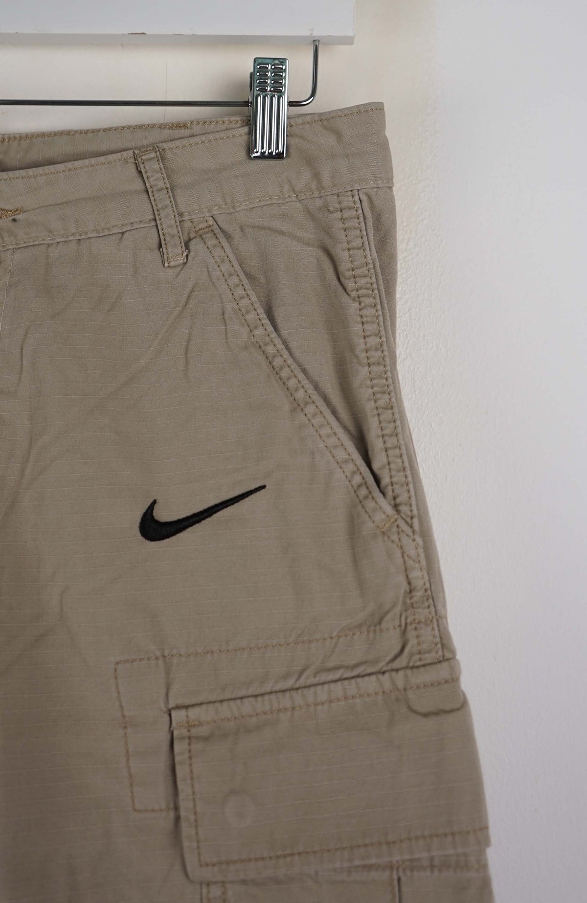 VINTAGE REWORK CARGO SHORTS W32