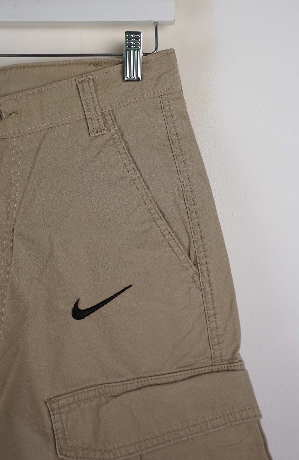 VINTAGE REWORK CARGO SHORTS W29