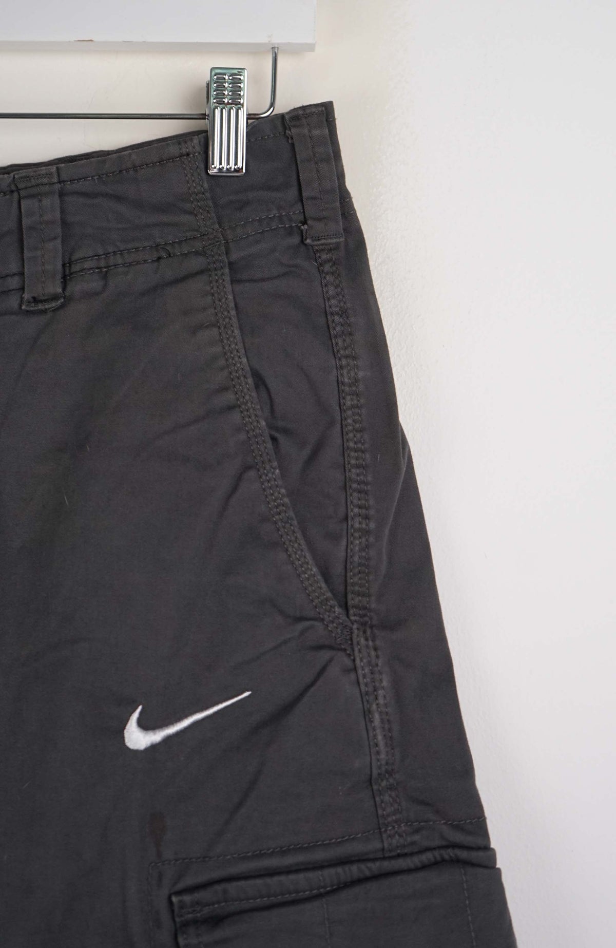 VINTAGE REWORK CARGO SHORTS W30