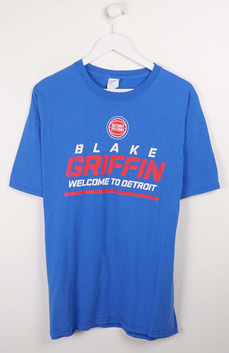VINTAGE DETROIT PISTONS T-SHIRT (L)