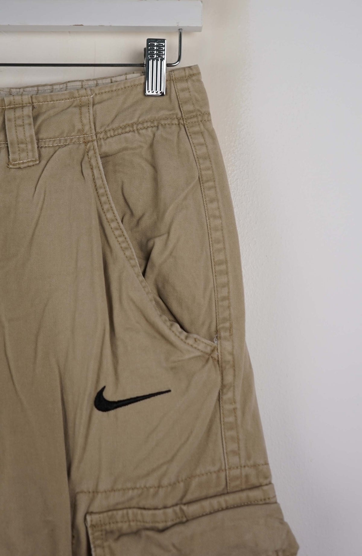 VINTAGE REWORK CARGO SHORTS W30