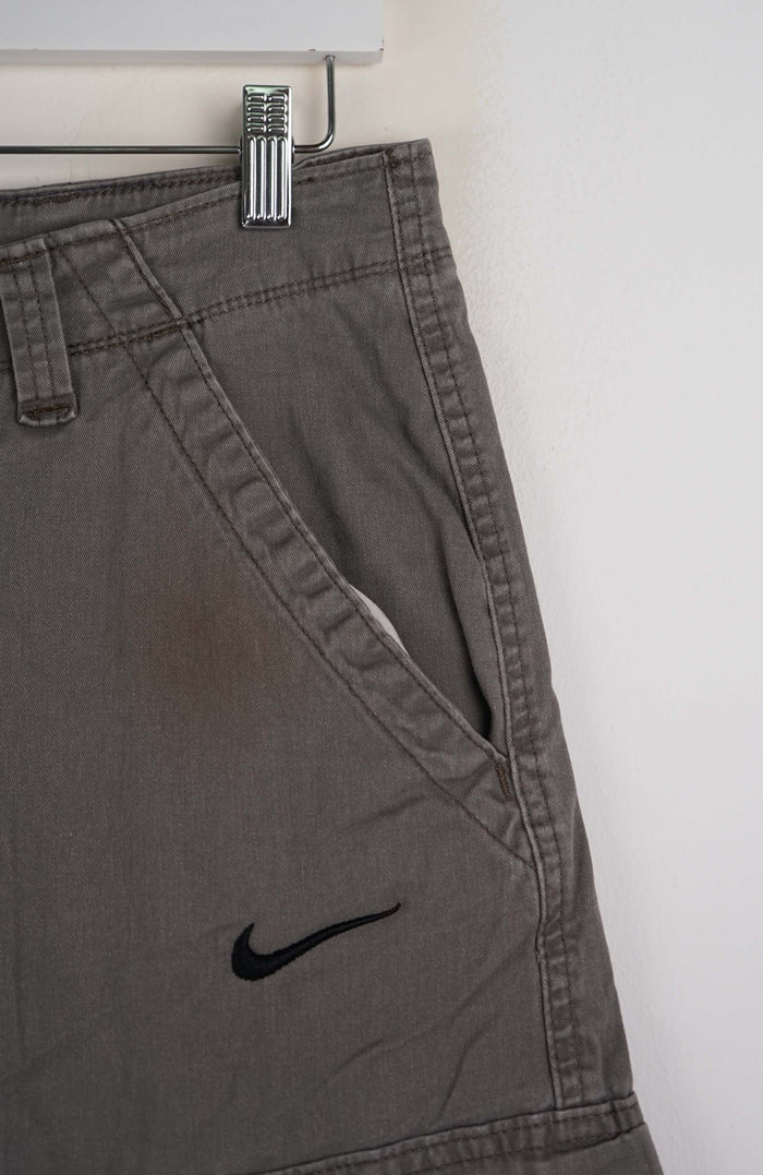 VINTAGE REWORK CARGO SHORTS W32