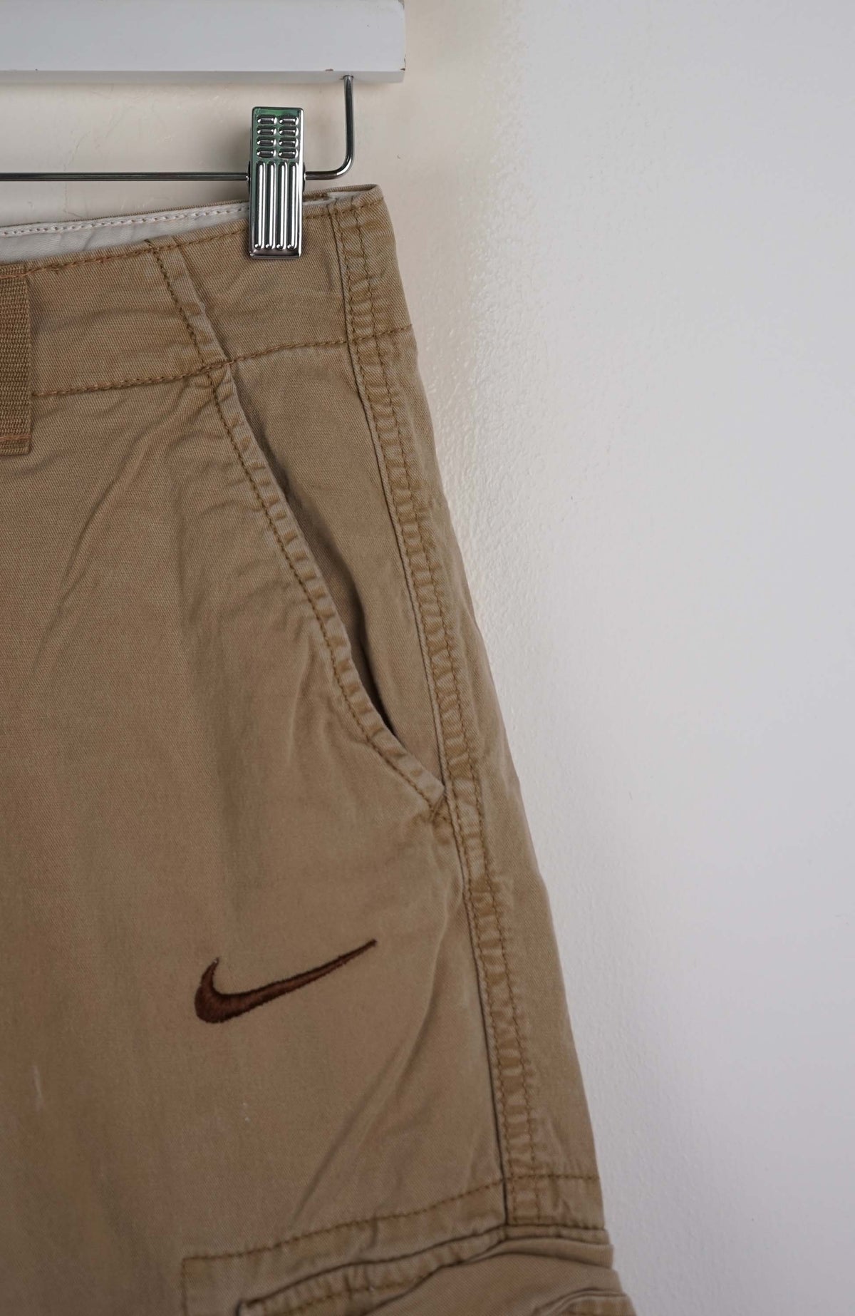 VINTAGE REWORK CARGO SHORTS W28