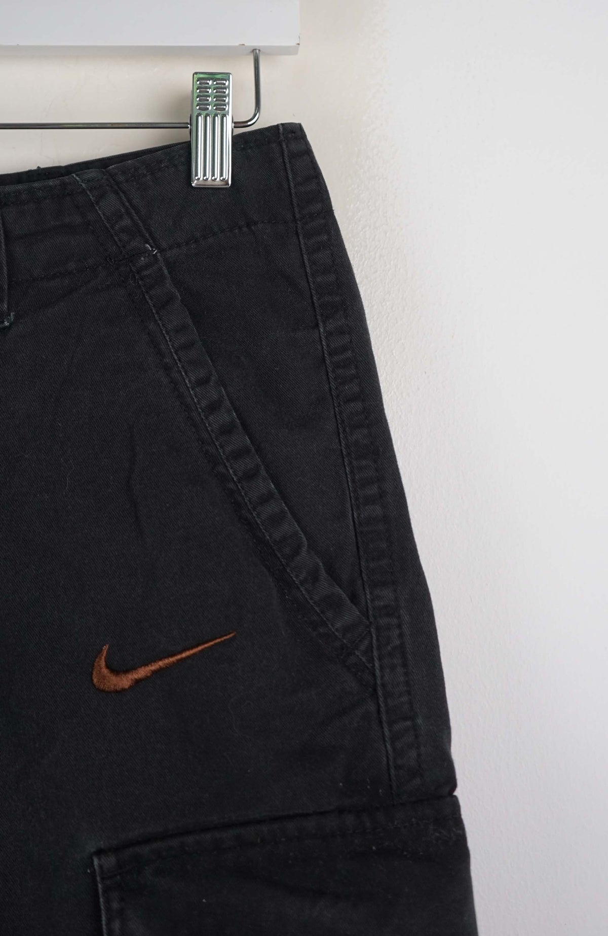 VINTAGE REWORK CARGO SHORTS W30