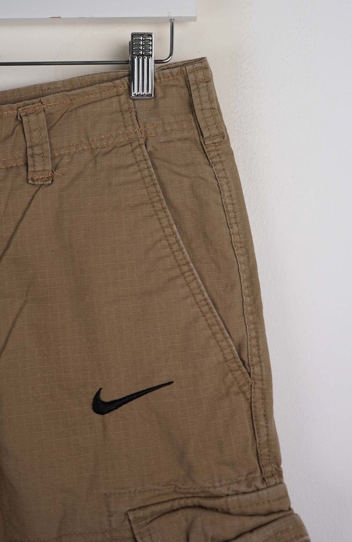 VINTAGE REWORK CARGO SHORTS W30
