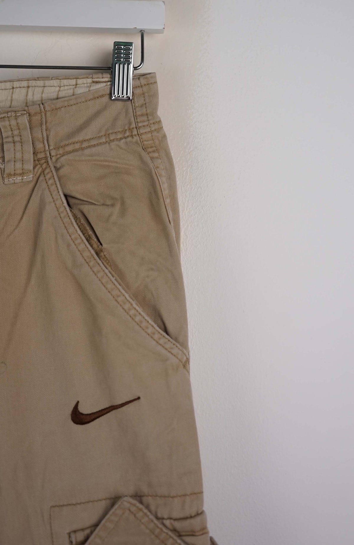 VINTAGE REWORK CARGO SHORTS W28