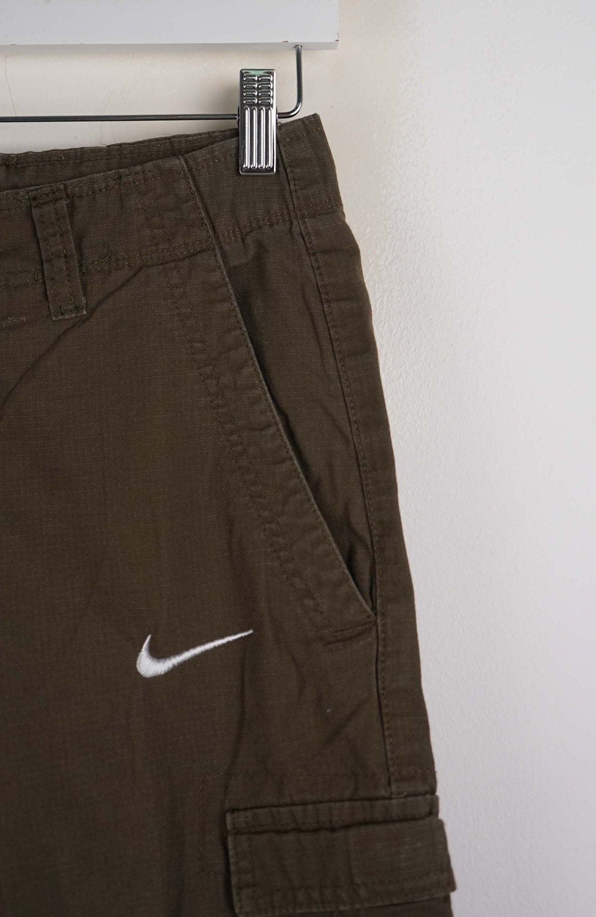 VINTAGE REWORK CARGO SHORTS W28