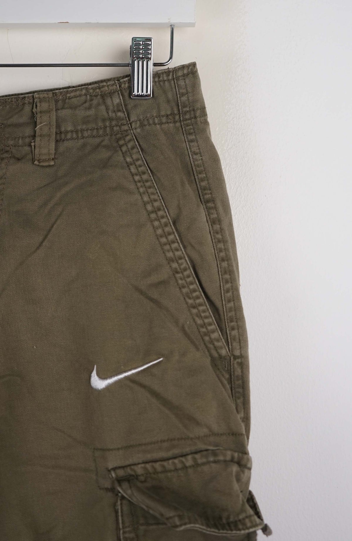 VINTAGE REWORK CARGO SHORTS W28