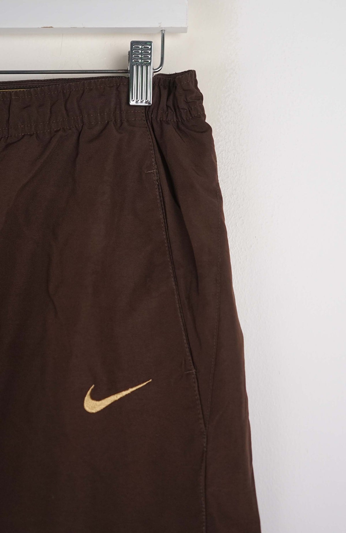 VINTAGE NIKE TRACKPANTS (M)