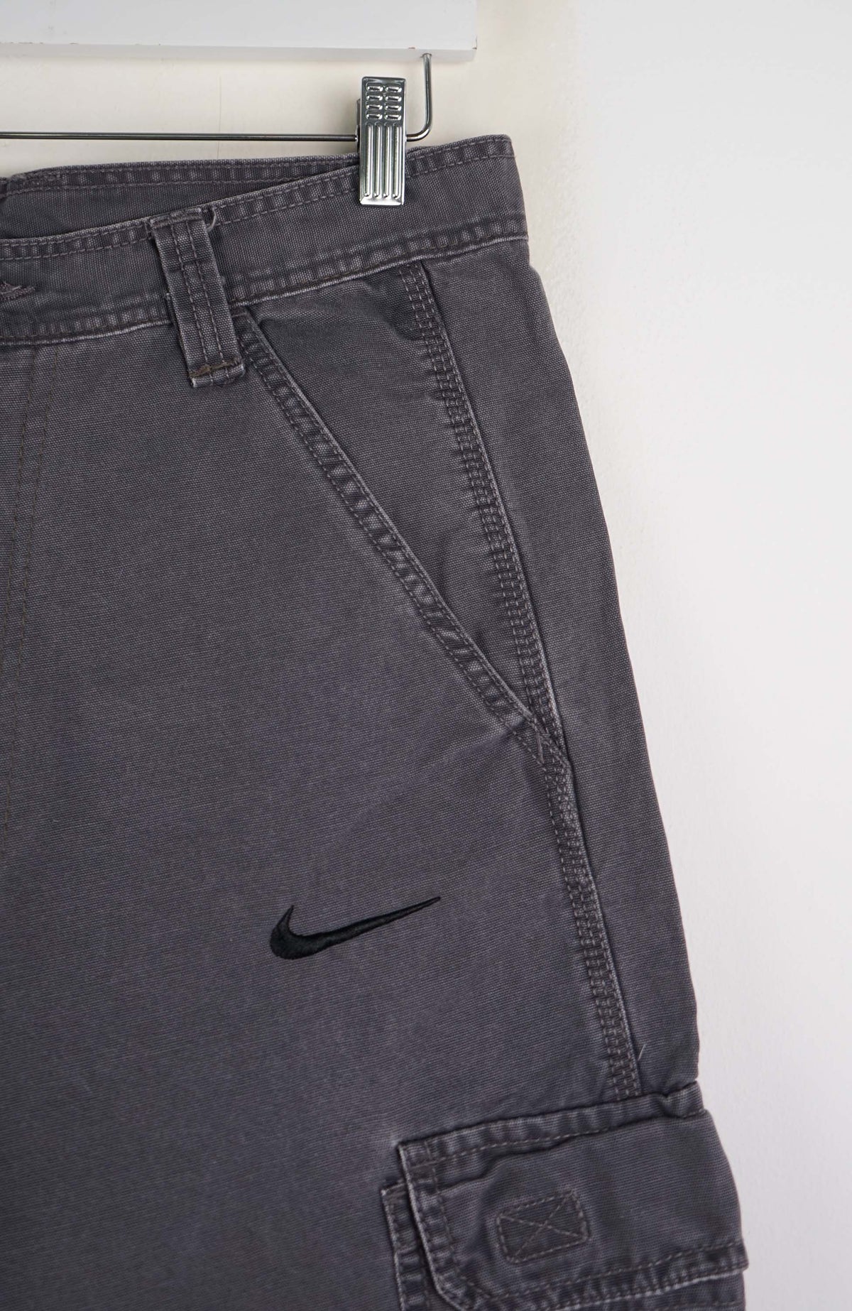 VINTAGE REWORK CARGO SHORTS W33