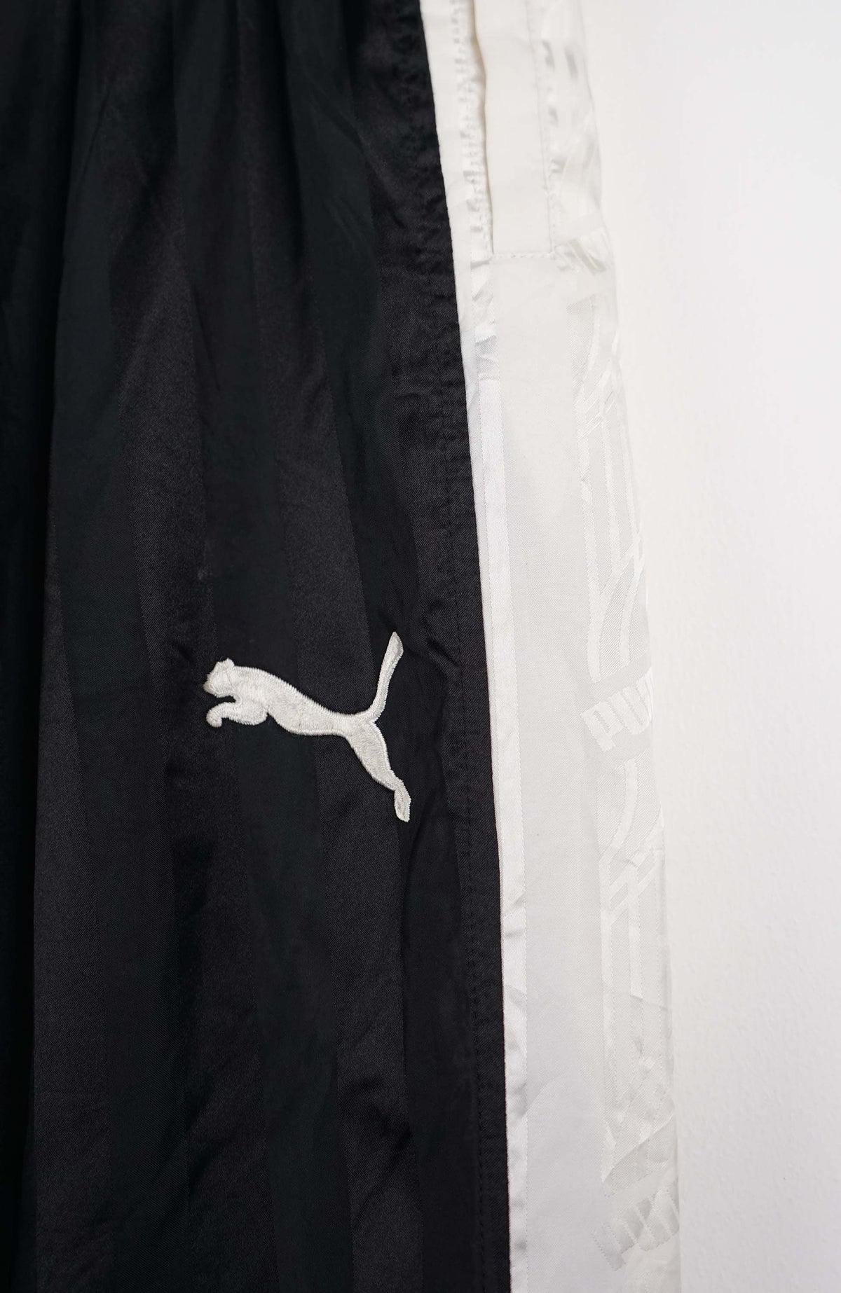 VINTAGE PUMA TRACKPANTS (L)