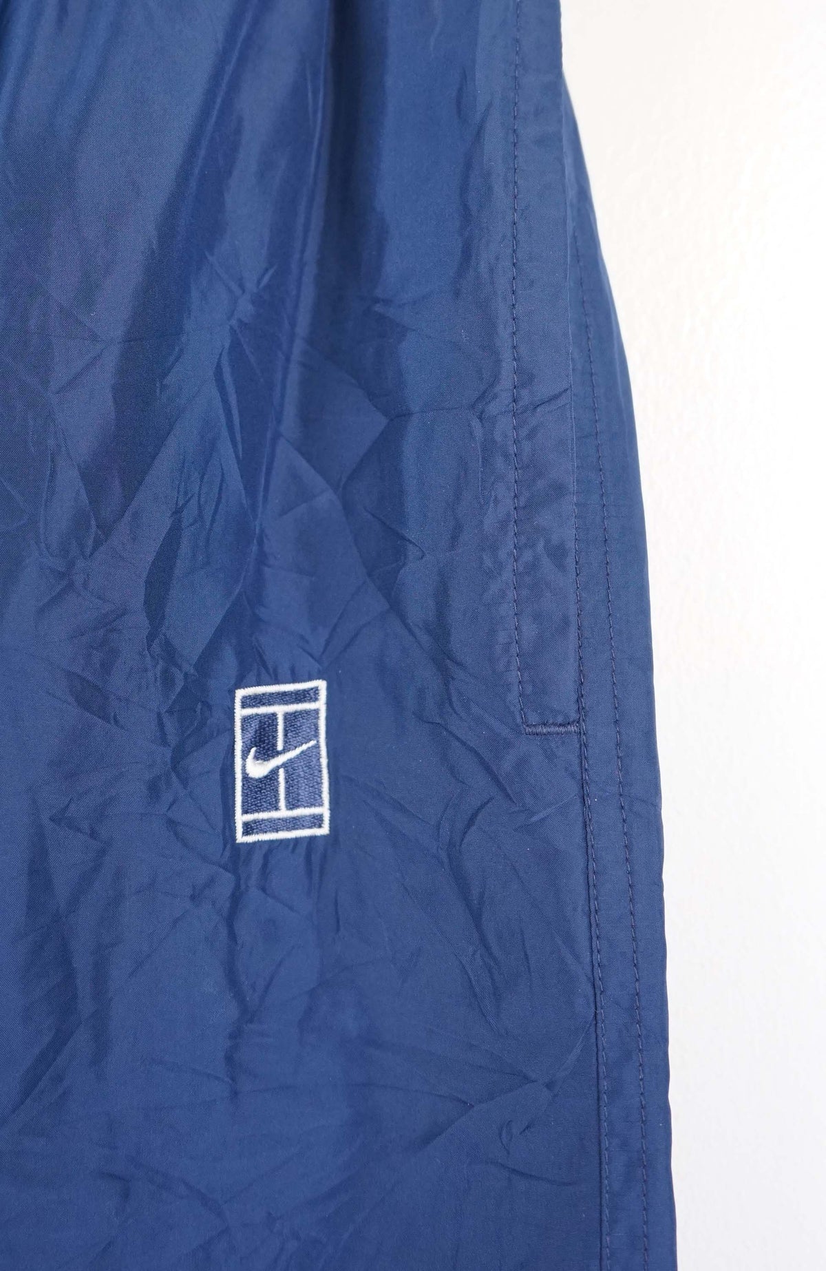 VINTAGE NIKE TENNIS TRACKPANTS (XS)