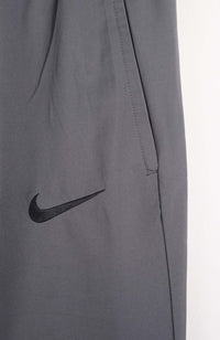 VINTAGE NIKE TRACKPANTS (L)
