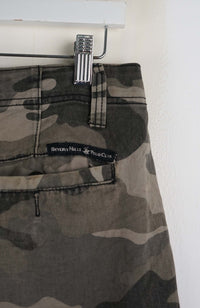 VINTAGE CAMO CARGO SHORTS W34